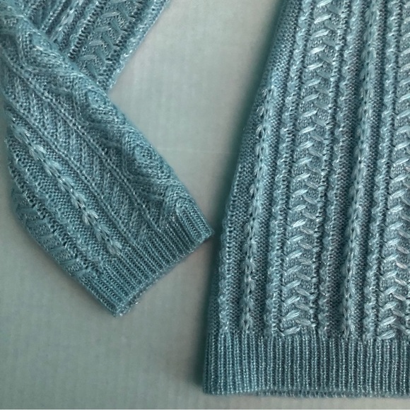 ⭐️NEW⭐️White House Black Market (WHBM) Off-The-Shoulder Cable Knit Sweater Blue - Picture 5 of 13